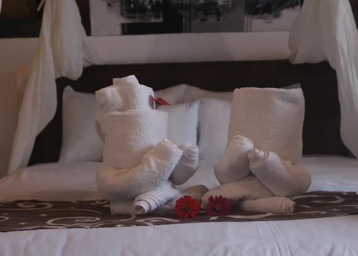 Hotel Maskot Penida 3*